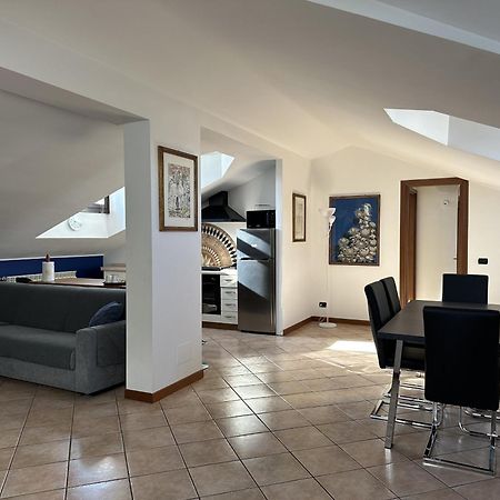 Attico In Corsico Apartment ภายนอก รูปภาพ